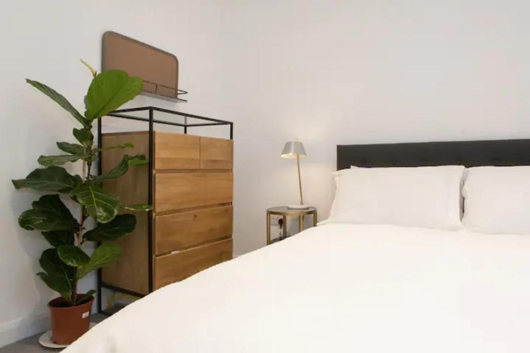 Shoreditch - Immaculate 2 Bedrooms Flat For 6 Лондон Екстериор снимка